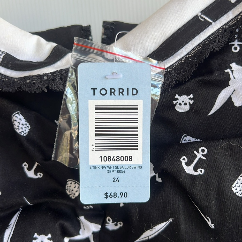 NEW Torrid Tinkerbell Sailor Dress Plus Size 24 Black White Tink Skulls Disney - Picture 4 of 13
